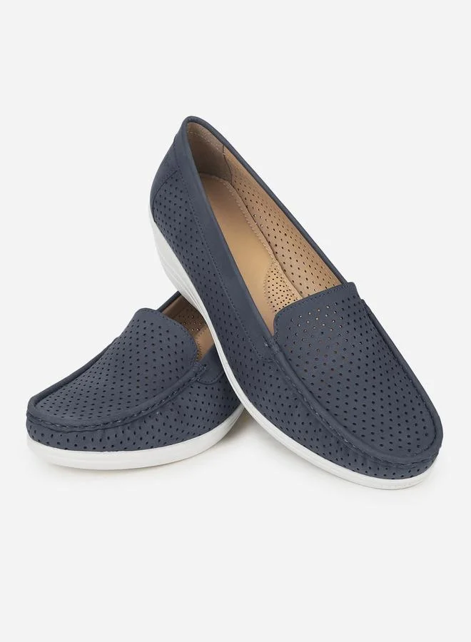 يوهو لوفر سهل الارتداء بتفاصيل مثقبة